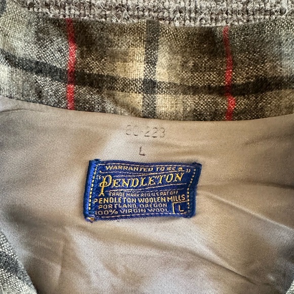 VINTAGE MCM PENDLETON Plaid Wool Jacket/Over-shirt - Picture 2 of 8